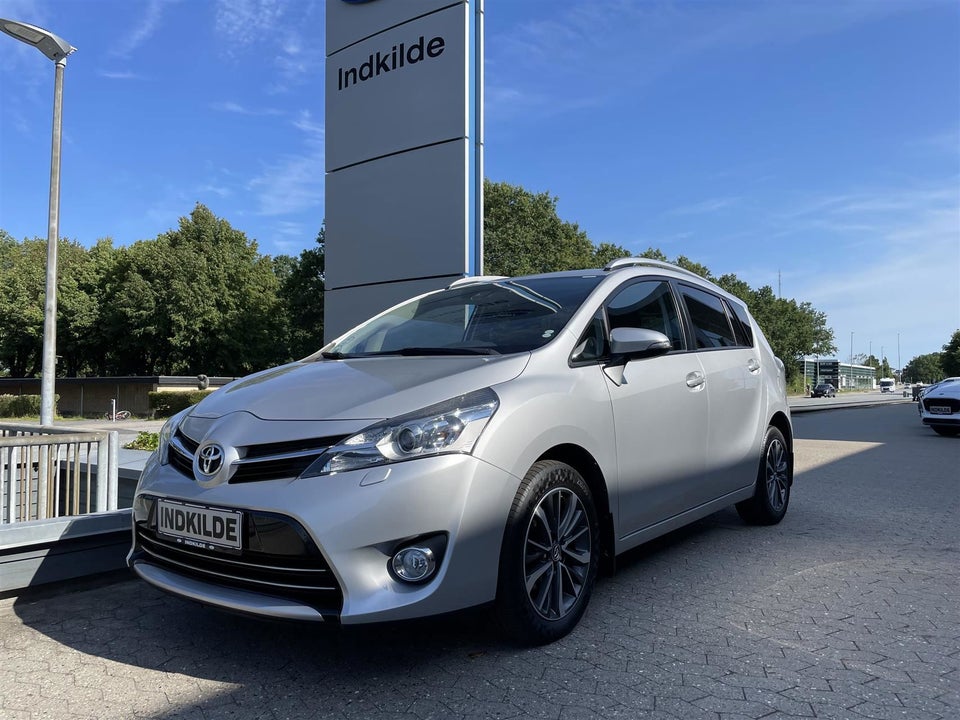 Toyota Verso 1,8 VVT-i T2 Premium 7prs 5d