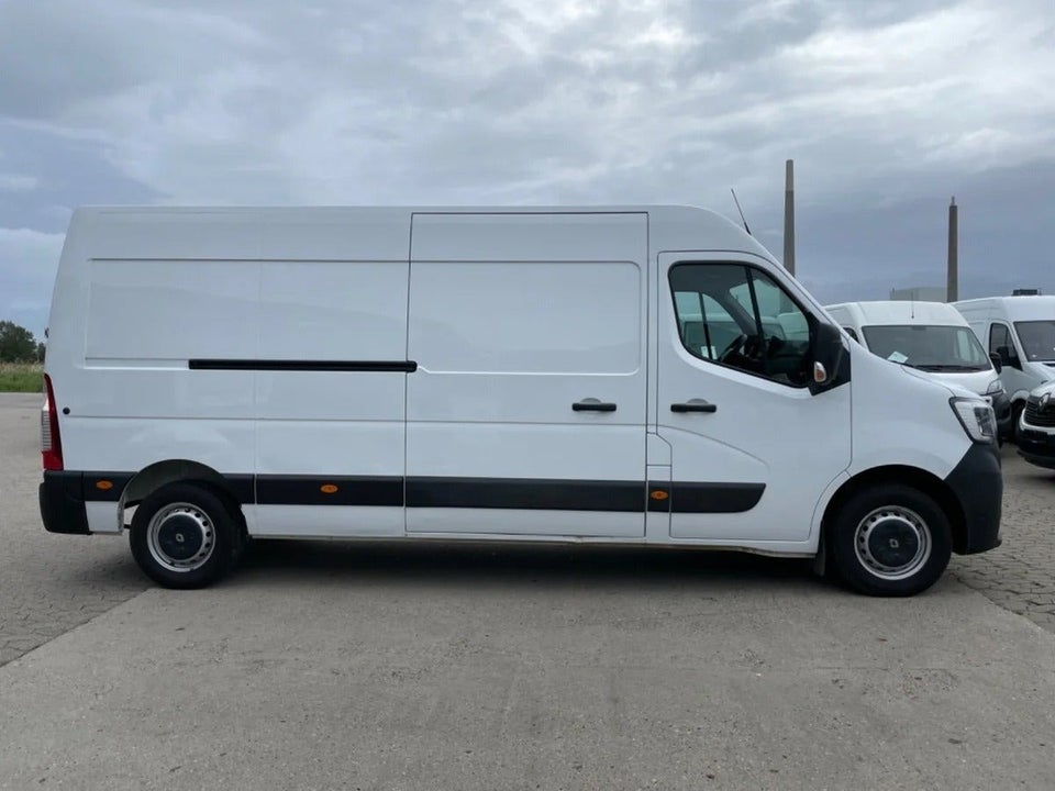 Renault Master IV T35 2,3 dCi 150 L3H2 Kassevogn