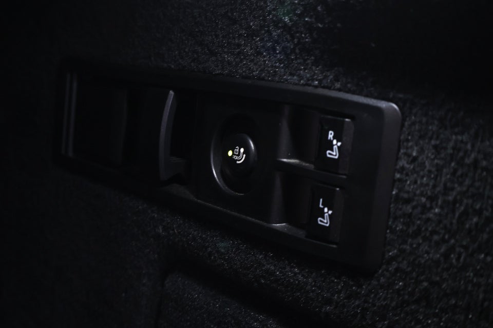 BMW iX xDrive40 Fully Charged 5d
