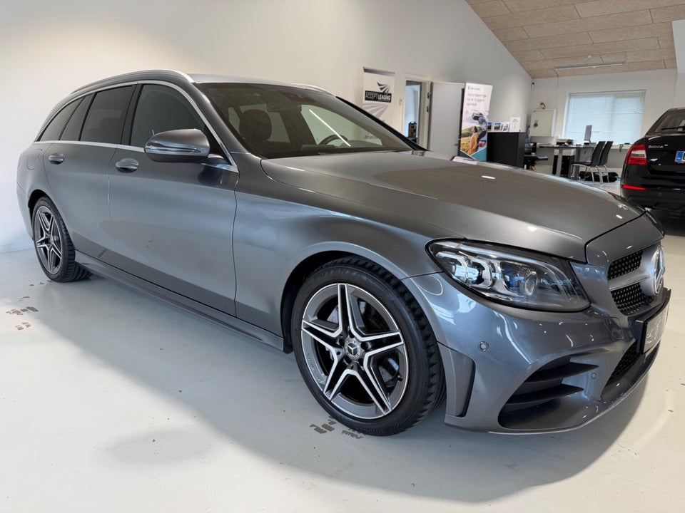 Mercedes C220 d 2,0 AMG Line stc. aut. 5d