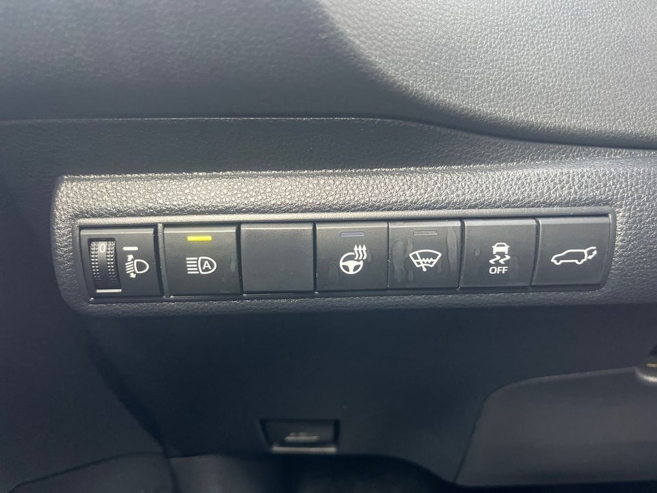 Toyota Corolla 1,8 Hybrid H3 Premium Touring Sports MDS 5d