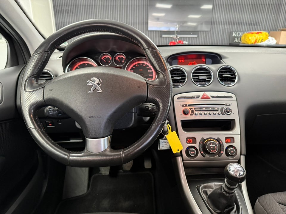 Peugeot 308 1,6 e-HDi 112 Access 5d