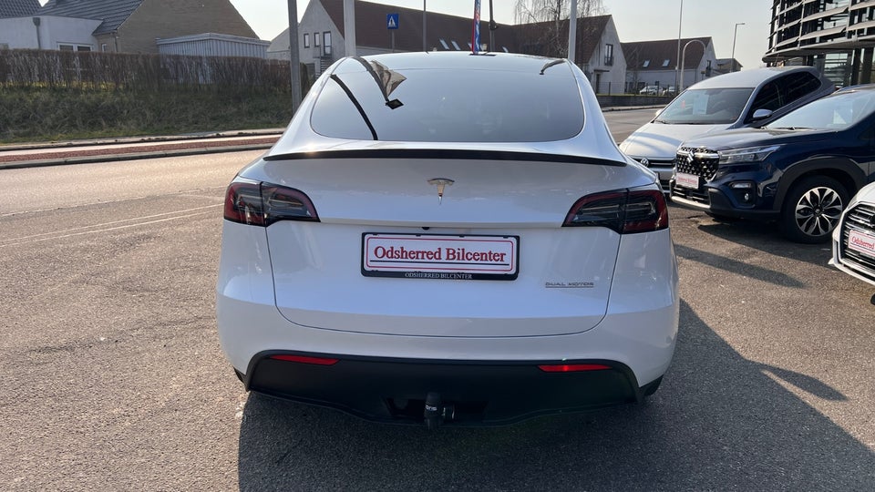 Tesla Model Y Performance AWD 5d