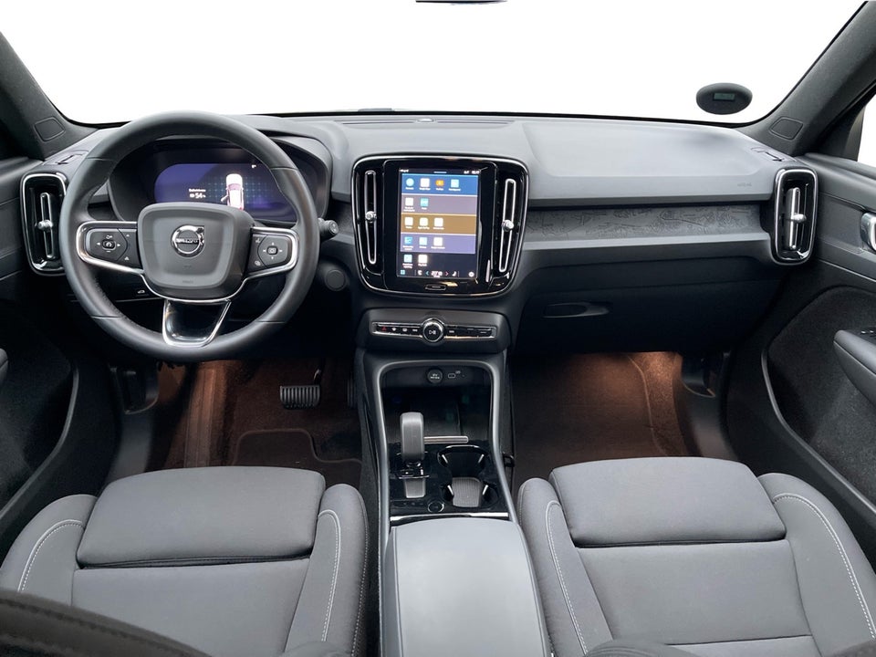 Volvo XC40 ReCharge Extended Range Plus 5d