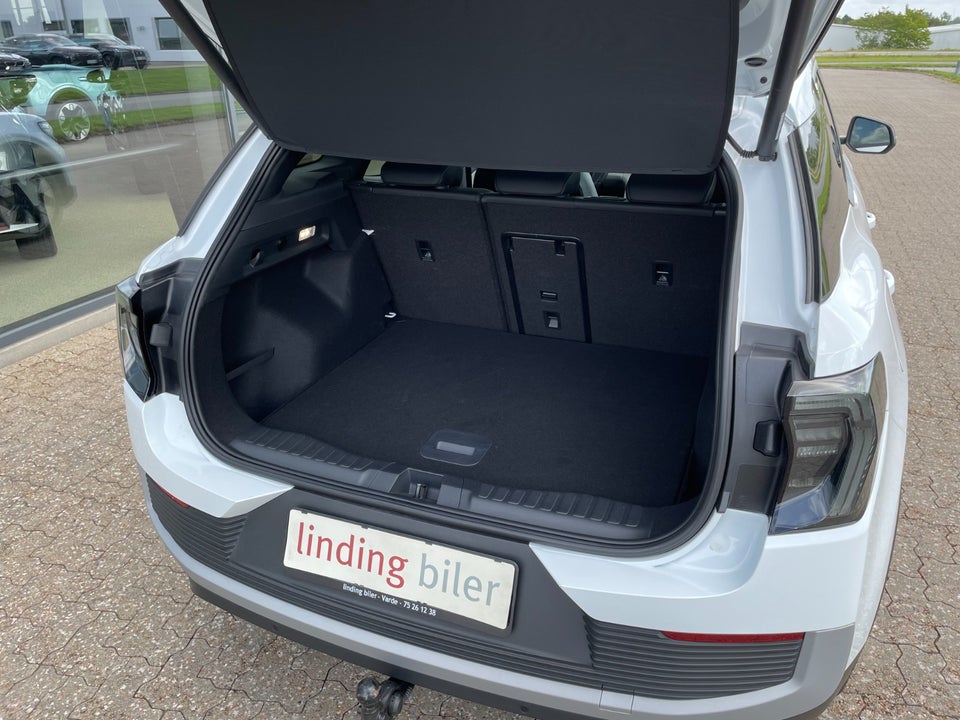 Ford Explorer 84 Premium Extended Range AWD 5d