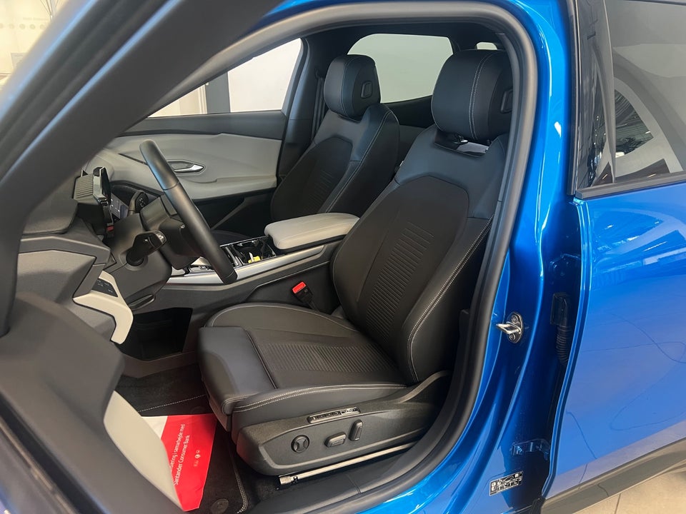 Ford Capri 77 Select Extended Range 5d