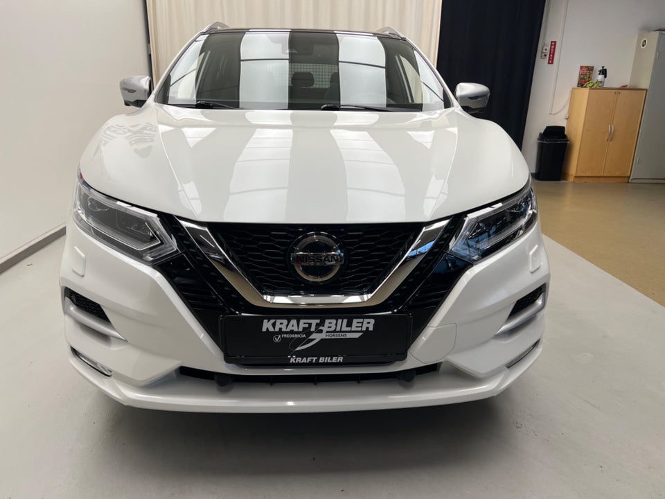 Nissan Qashqai 1,3 Dig-T 140 Tekna+ 5d