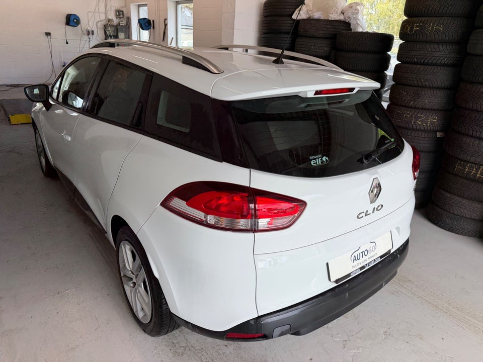Renault Clio IV 1,5 dCi 90 Zen Sport Tourer 5d