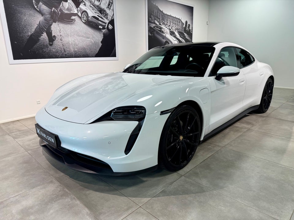 Porsche Taycan Performance+ 4d
