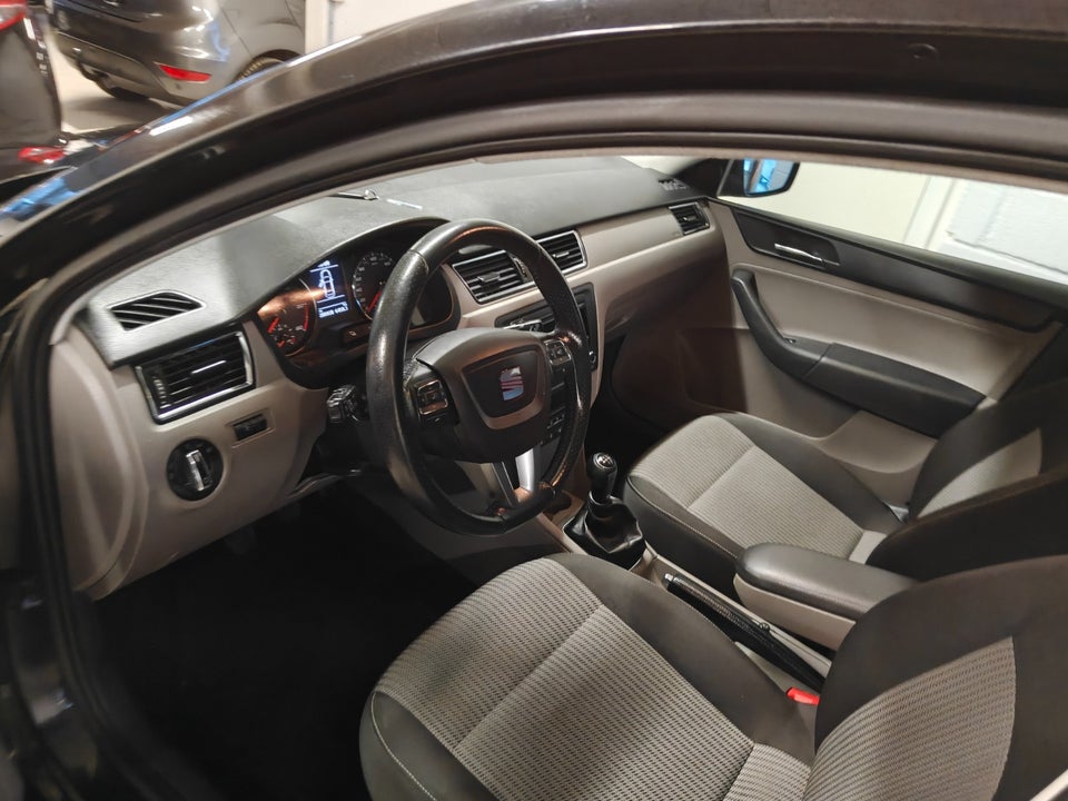 Seat Toledo 1,6 TDi 105 Style 5d