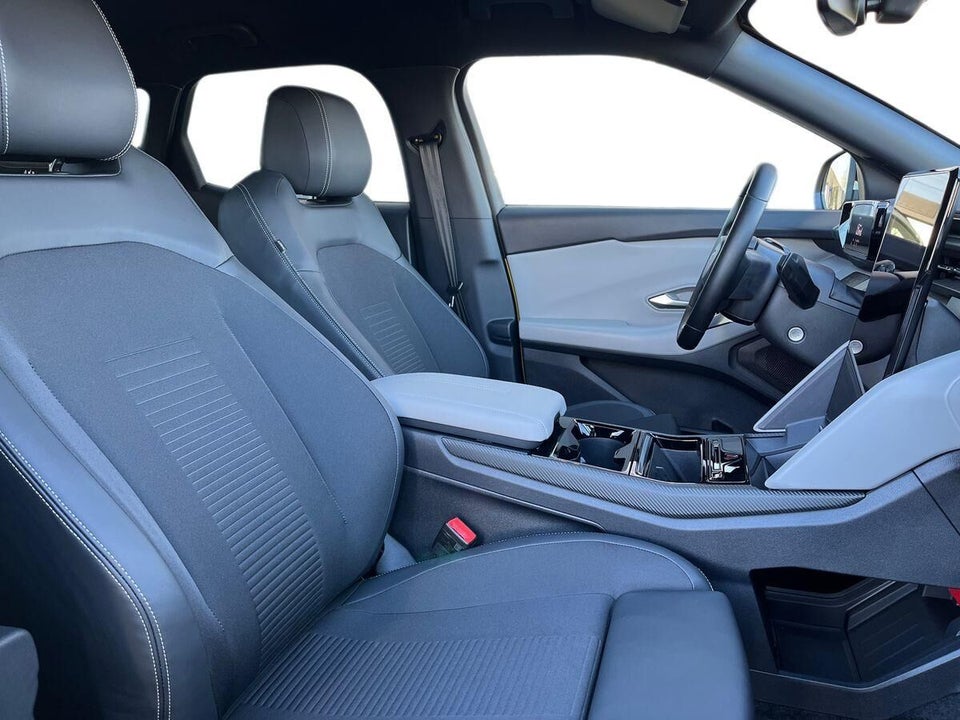 Ford Capri 77 Premium Extended Range 5d