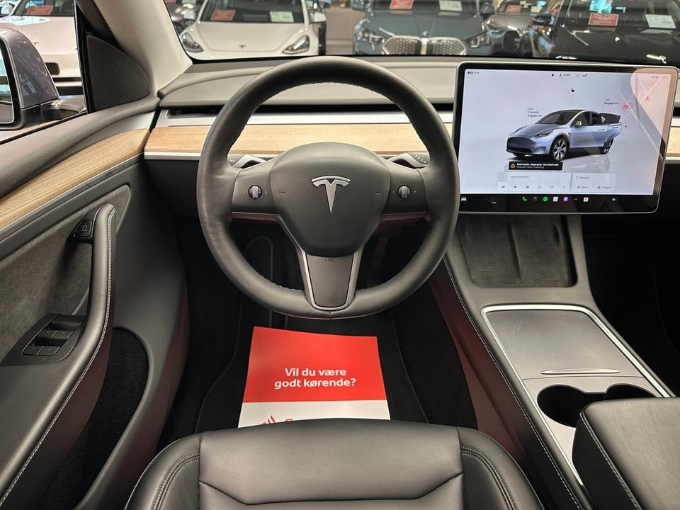 Tesla Model Y RWD 5d