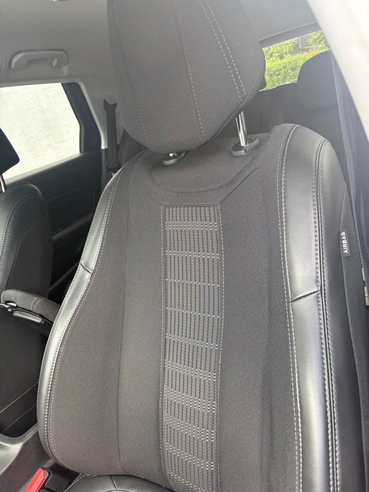 Peugeot 308 1,2 e-THP 130 Active SW 5d
