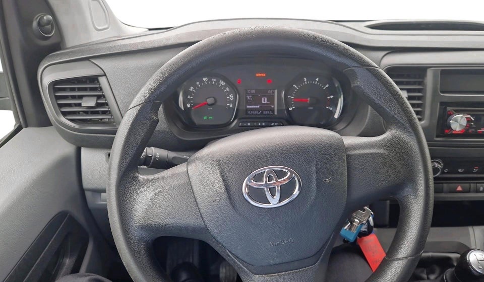 Toyota ProAce 1,6 D 115 Medium Base 5d