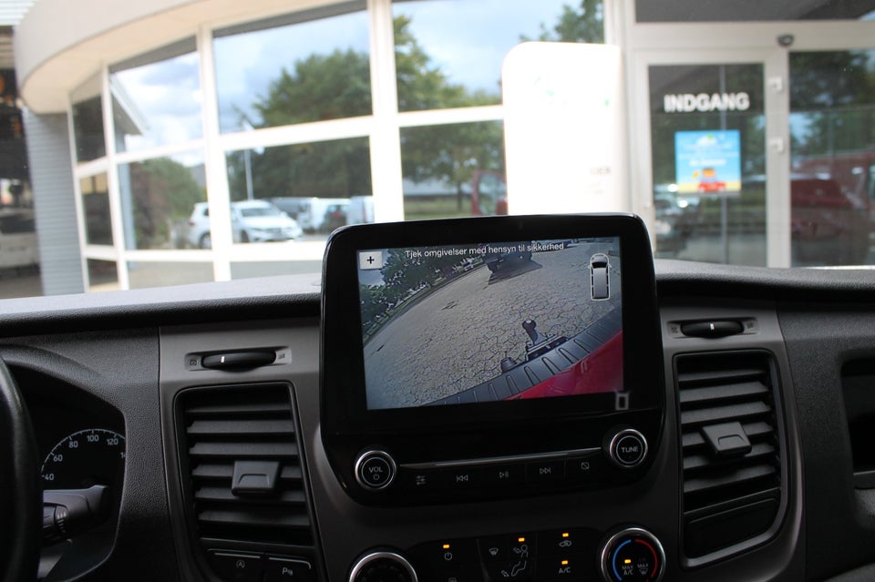 Ford Transit Custom 300L 2,0 TDCi 130 Trend