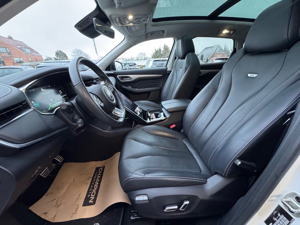 MG Marvel R Luxury 5d