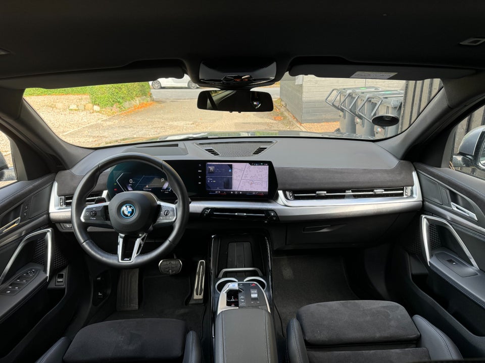 BMW iX2 xDrive30 M-Sport 5d
