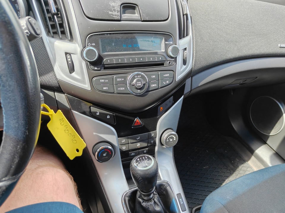 Chevrolet Cruze 1,8 LTZ stc. 5d