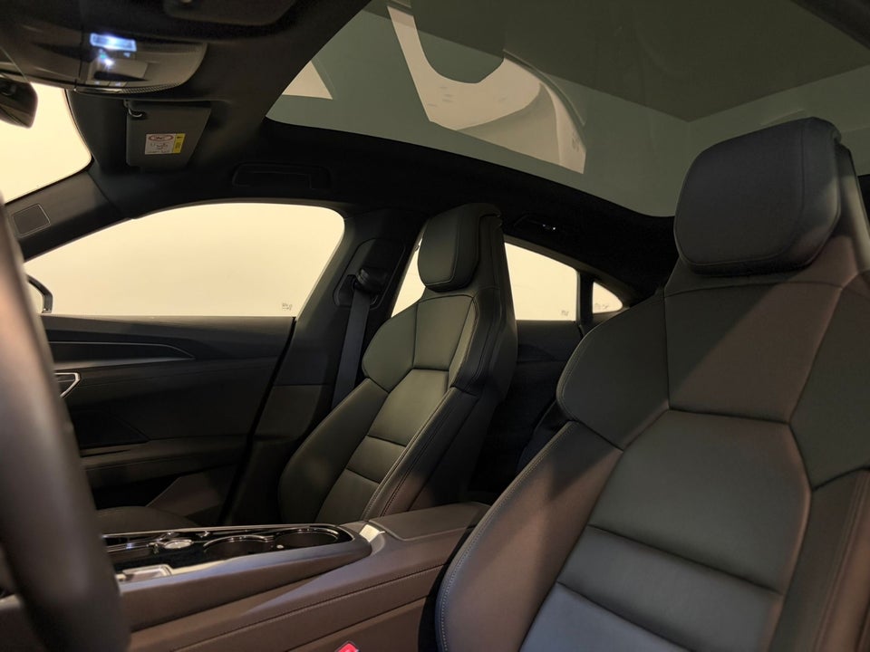 Audi e-tron GT quattro 4d