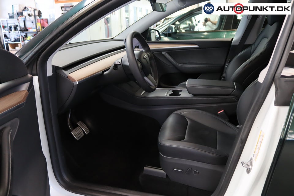 Tesla Model Y Performance AWD 5d