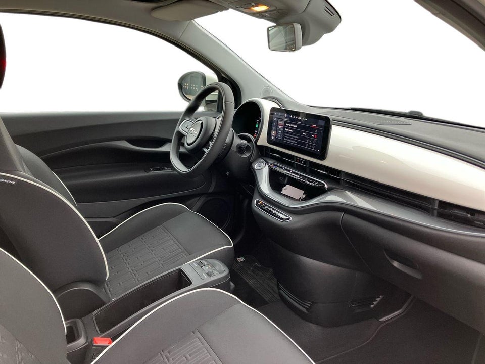 Fiat 500e 42 Icon Cabrio 2d