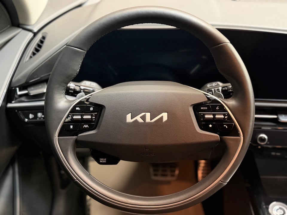 Kia Niro 64 EV Prestige 5d