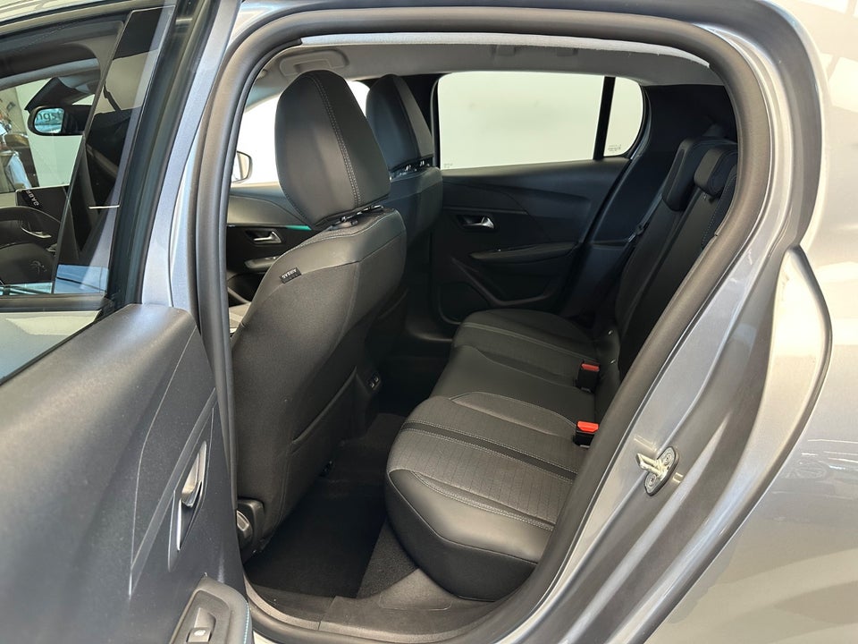 Peugeot 208 1,2 PureTech 100 Allure 5d