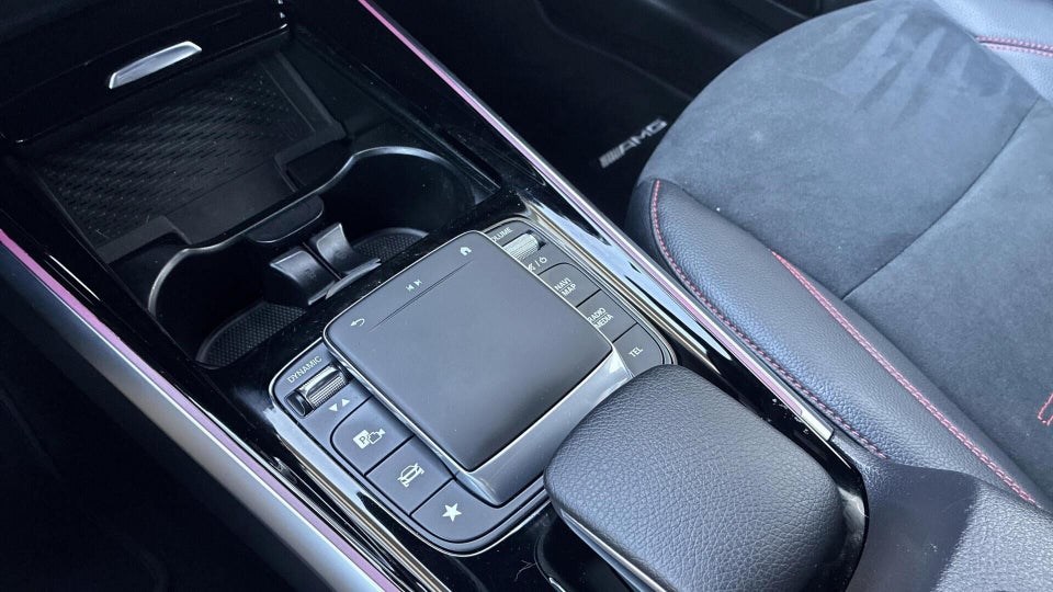 Mercedes EQB250 AMG Line 5d