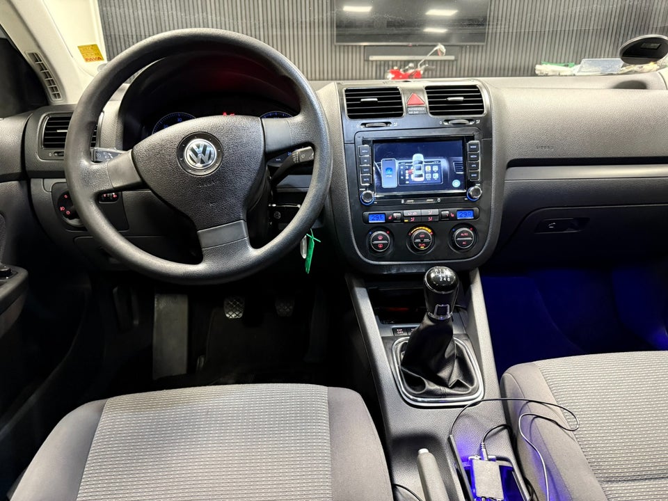 VW Golf V 1,9 TDi 90 Comfortline 5d