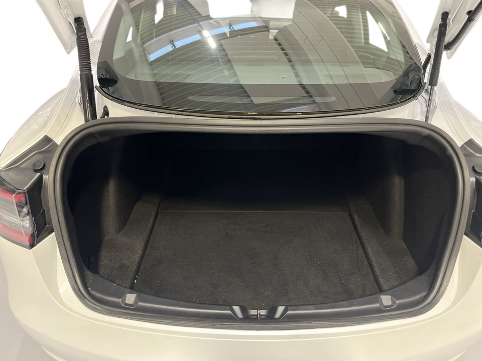 Tesla Model 3 Performance AWD 4d