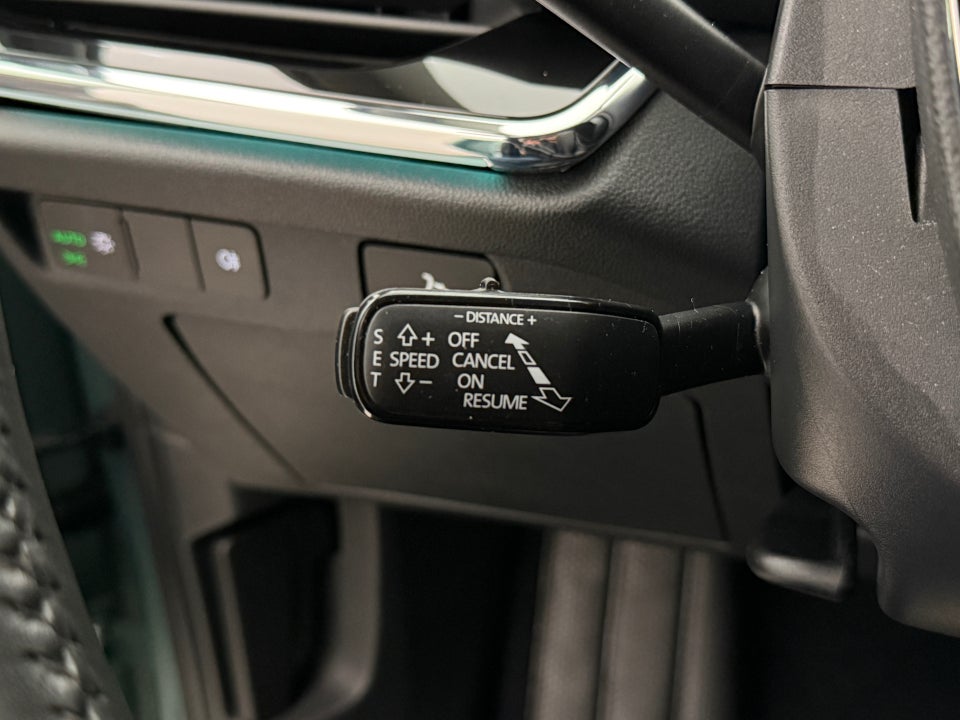 Skoda Enyaq 60 iV Suite 5d