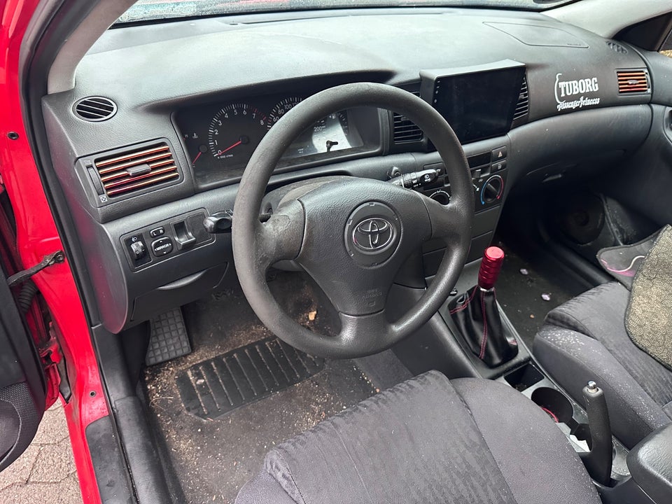 Toyota Corolla 1,4 Sol 5d