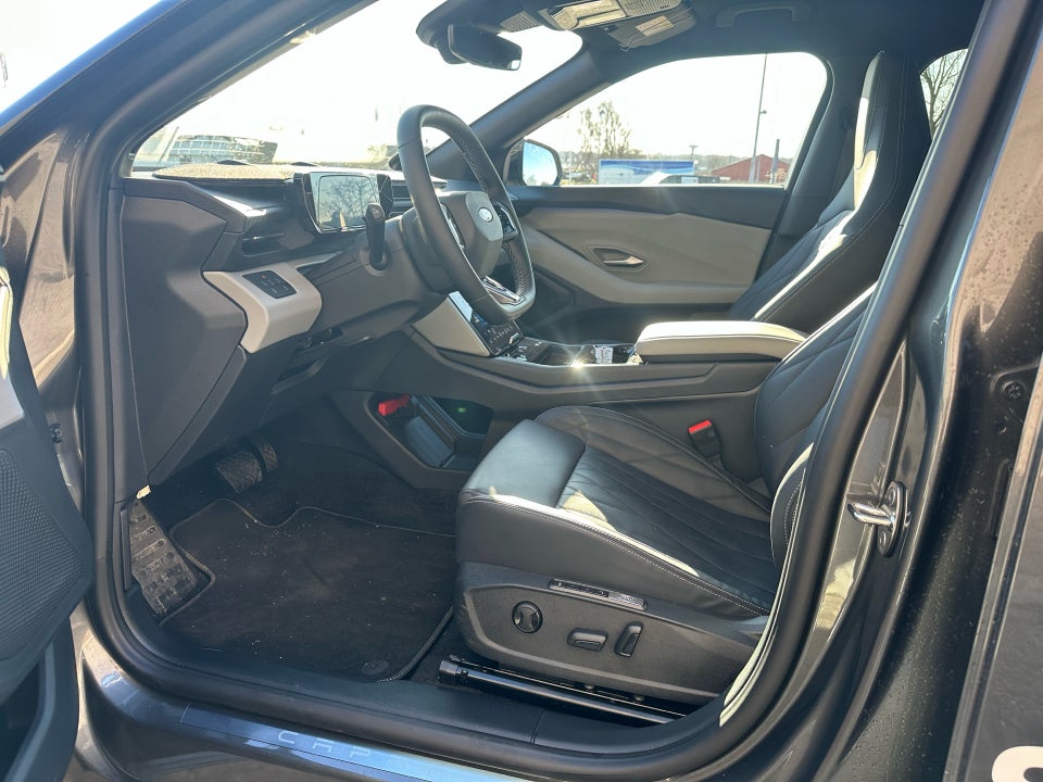 Ford Capri 82 Premium Extended Range 5d