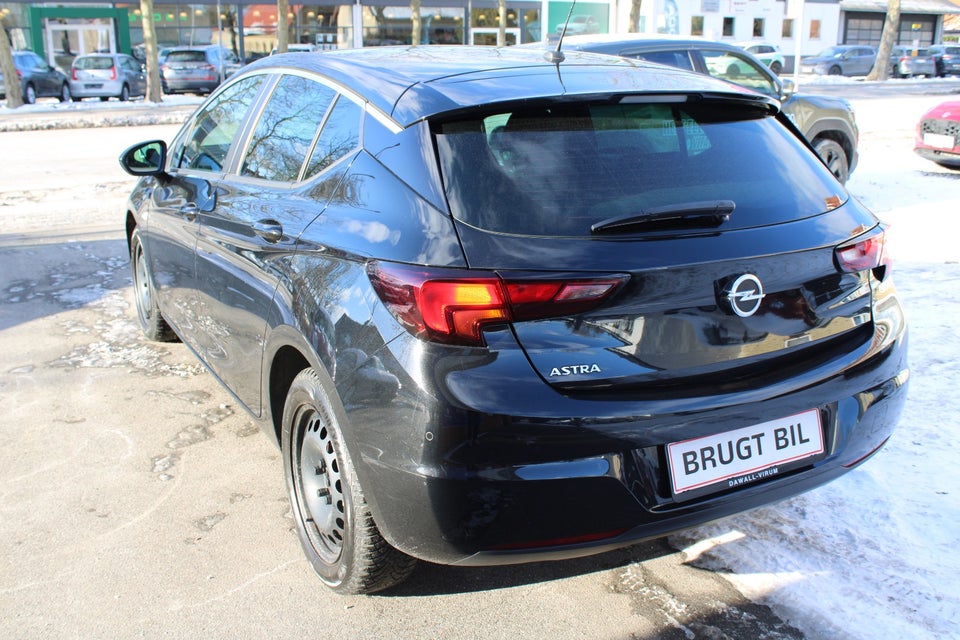 Opel Astra 1,4 T 150 Excite 5d