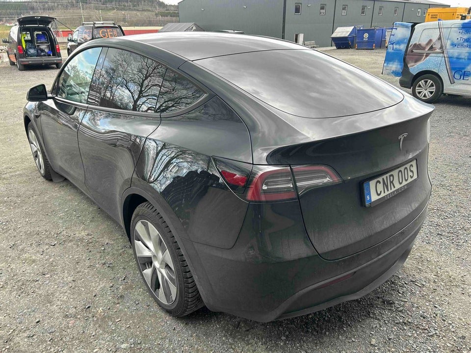 Tesla Model Y RWD 5d