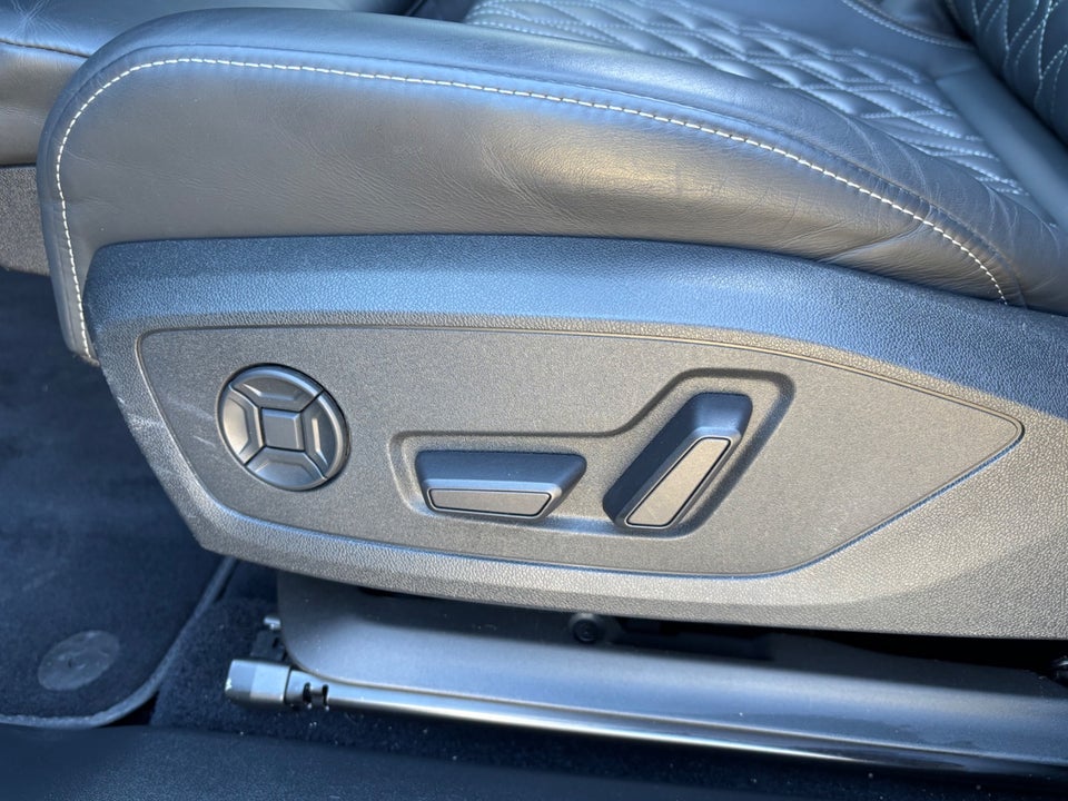 Audi Q4 e-tron 50 S-line quattro 5d