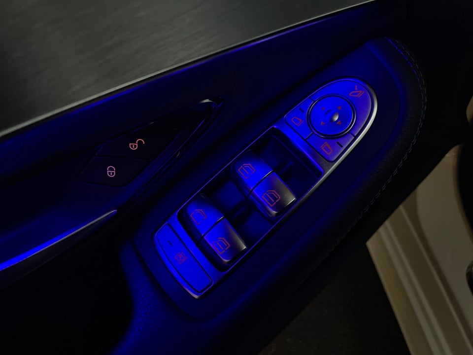 Mercedes C300 de 2,0 AMG Line Night Edition stc. aut. 5d