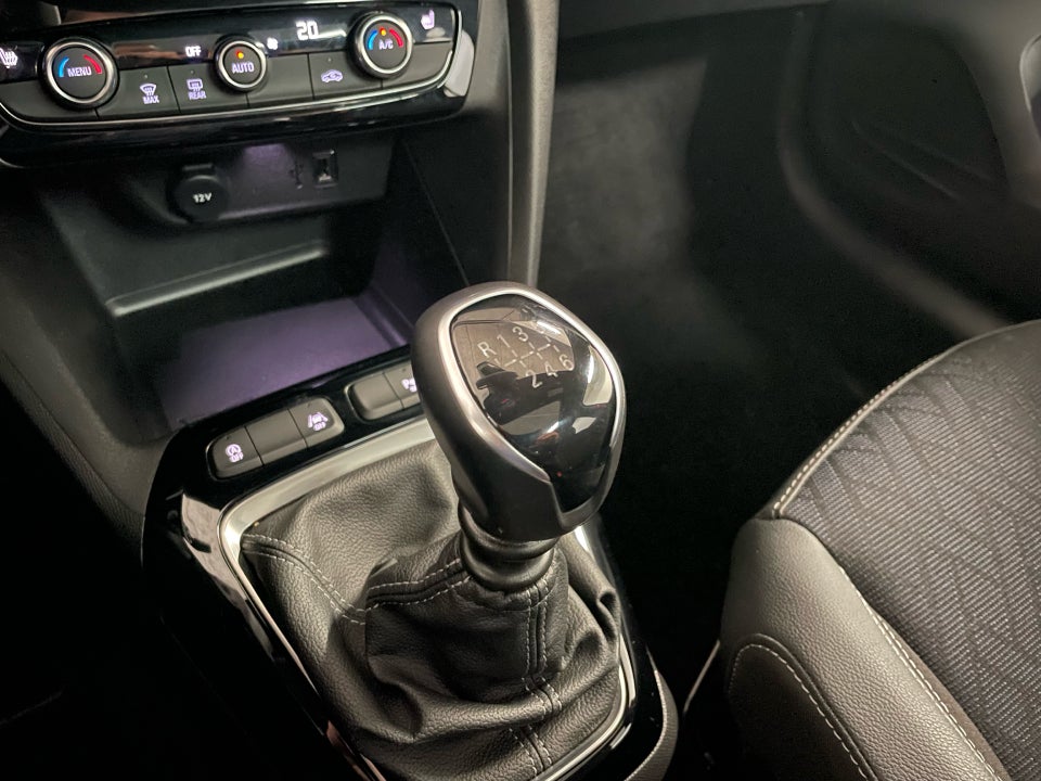 Opel Corsa 1,2 T 100 Black 5d