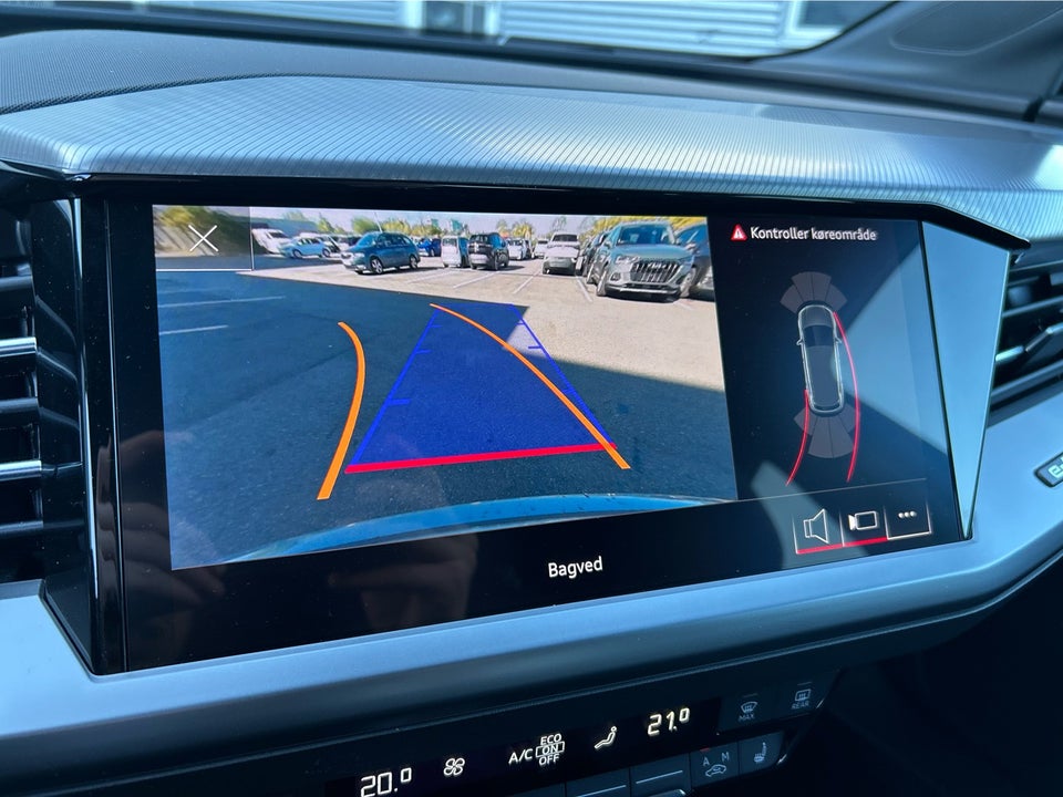 Audi Q4 e-tron 40 S-line 5d