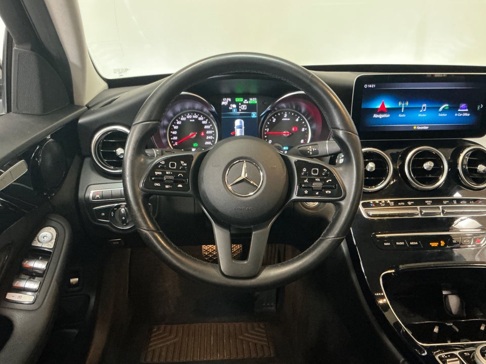 Mercedes C300 de 2,0 Avantgarde stc. aut. 5d