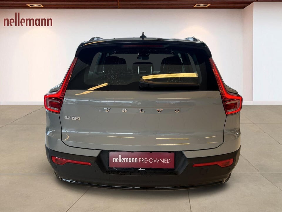 Volvo EX40 Extended Range Plus 5d