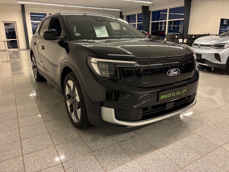 Ford Explorer 82 Premium Extended Range 5d