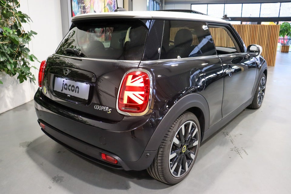 MINI Cooper SE Maximise 3d