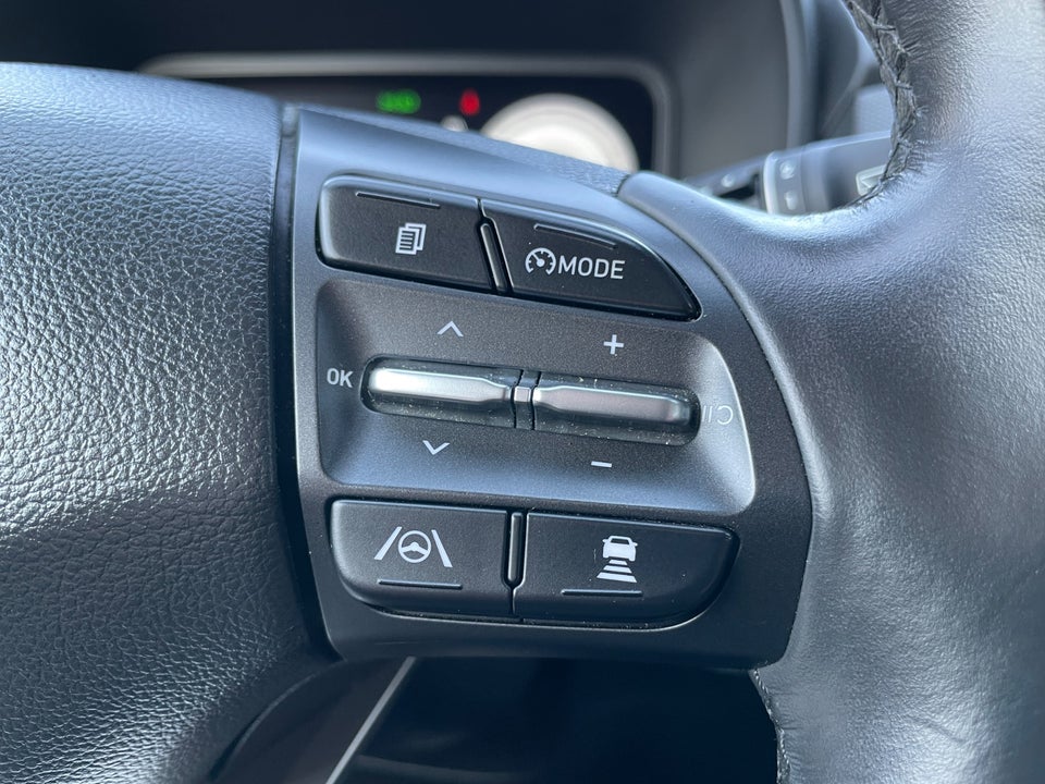 Hyundai Kona 64 EV Premium 5d