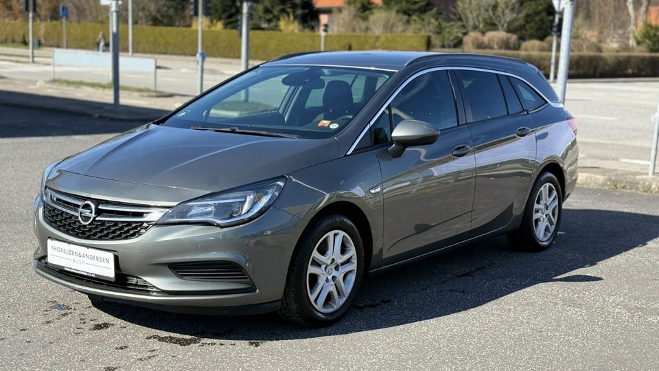 Opel Astra 1,6 CDTi 136 Enjoy Sports Tourer 5d