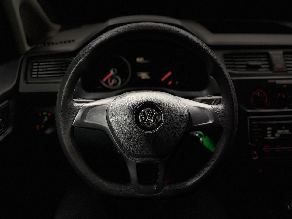 VW Caddy 2,0 TDi 102 BMT Van 4d