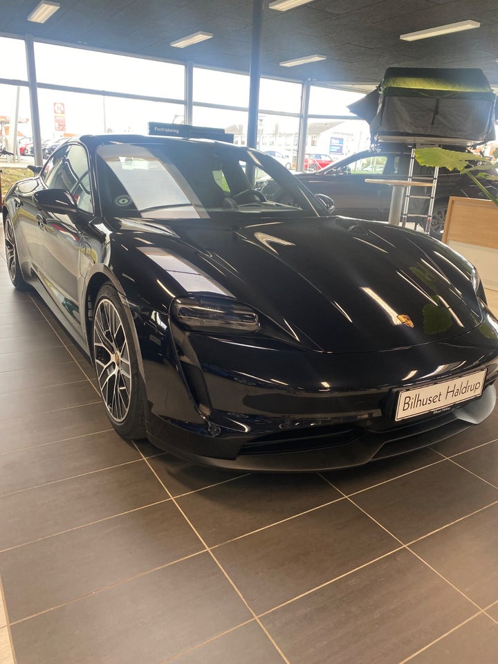 Porsche Taycan 4S Performance+ 4d