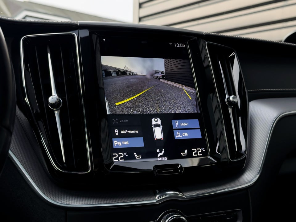 Volvo XC60 2,0 T8 390 R-Design aut. AWD 5d