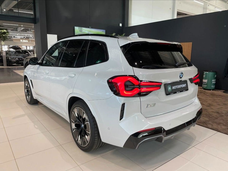 BMW iX3 Charged Plus M-Sport 5d