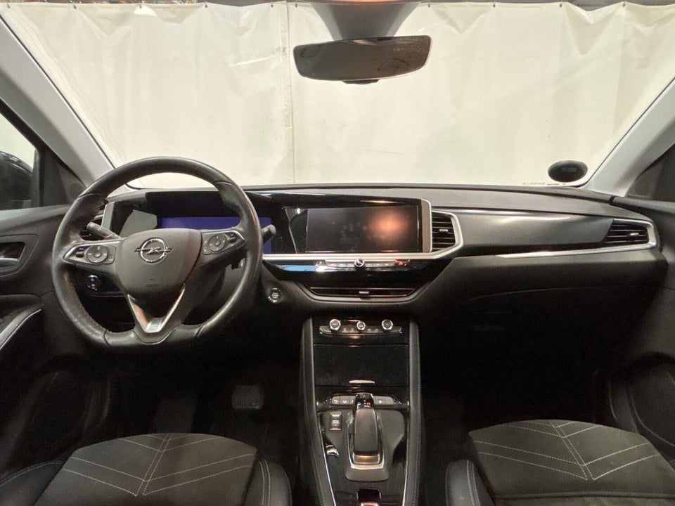 Opel Grandland 1,6 Hybrid Ultimate Sport Pack aut. 5d